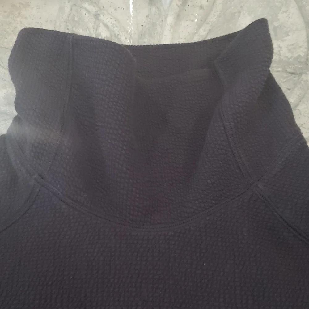 LULULEMON ATHLETICA WOMEN'S Oversized Textured Funnel-Neck Pullover SIZE 6